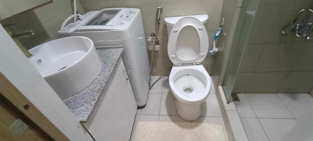 Deluxe Suites Razelles 2 At Shore 2 Residences Tower 1 Pasay Eksteriør bilde