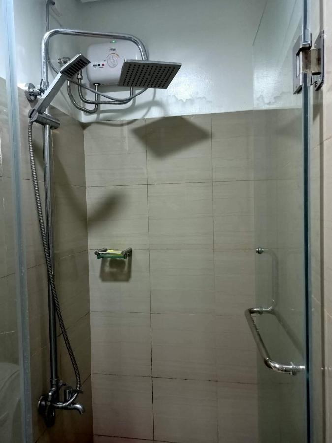 Deluxe Suites Razelles 2 At Shore 2 Residences Tower 1 Pasay Eksteriør bilde