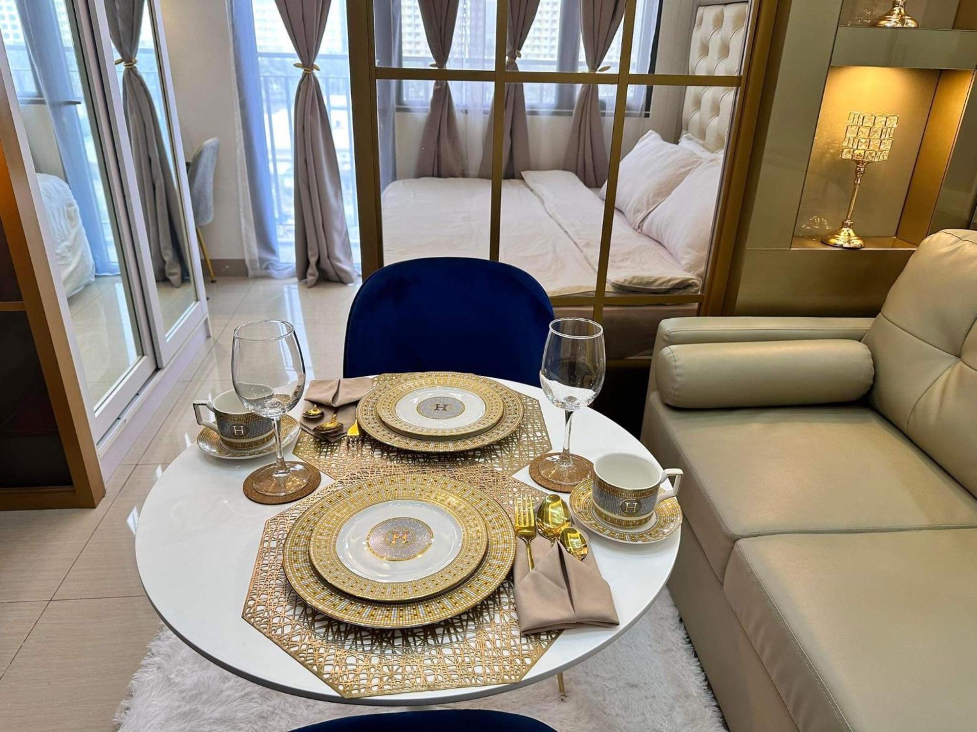 Deluxe Suites Razelles 2 At Shore 2 Residences Tower 1 Pasay Eksteriør bilde