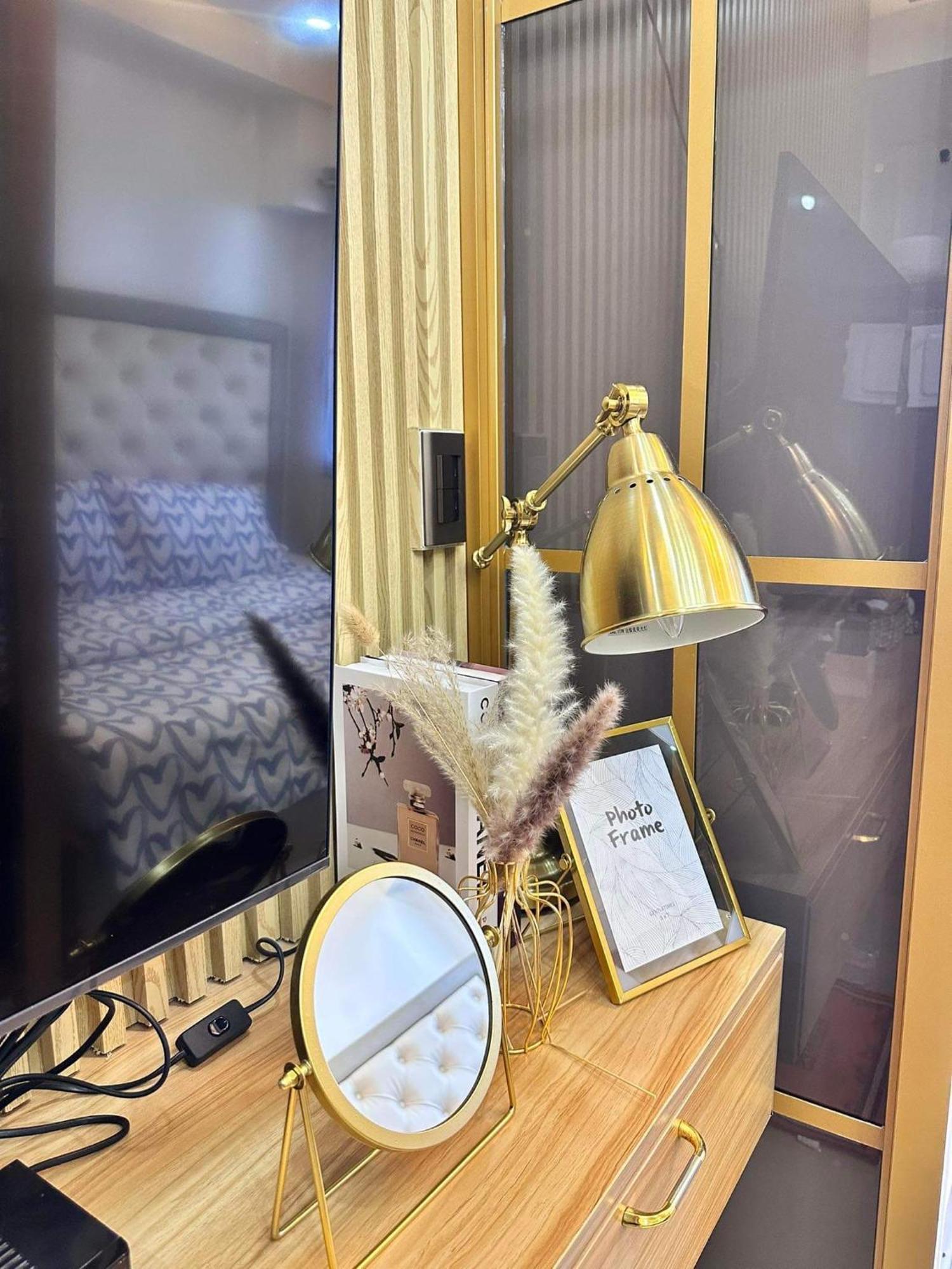 Deluxe Suites Razelles 2 At Shore 2 Residences Tower 1 Pasay Eksteriør bilde